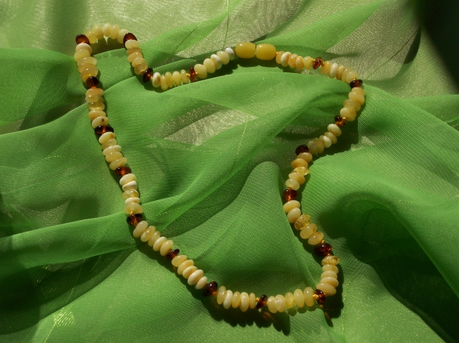 Amber Necklace ANECK08